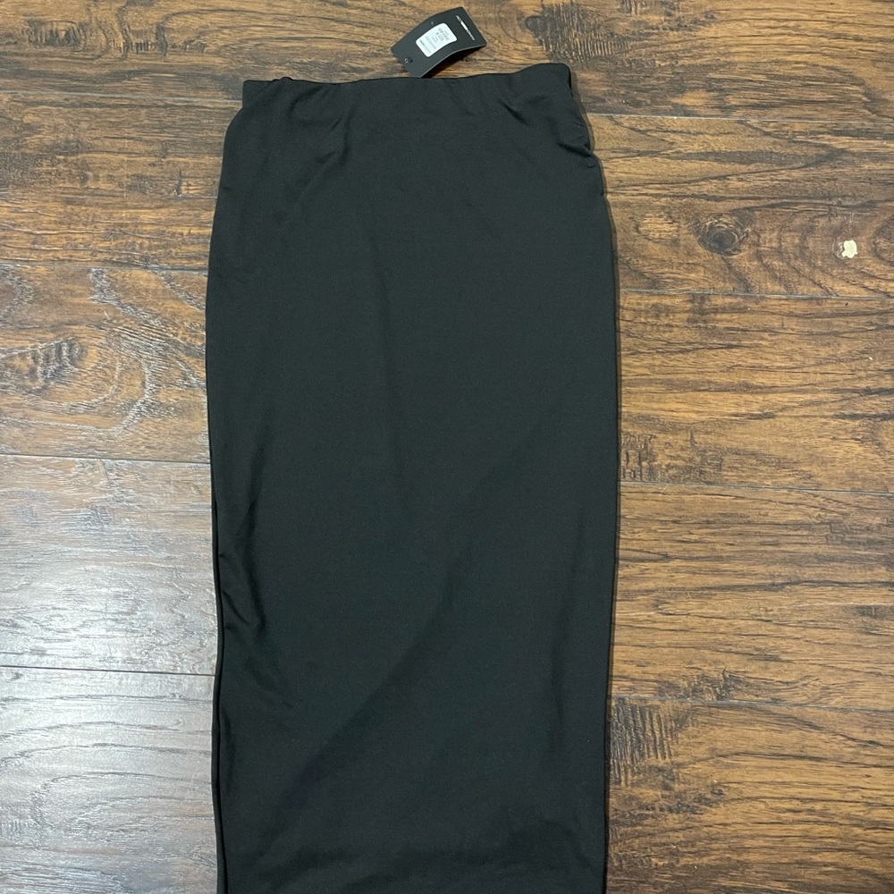 Black skirt (M)